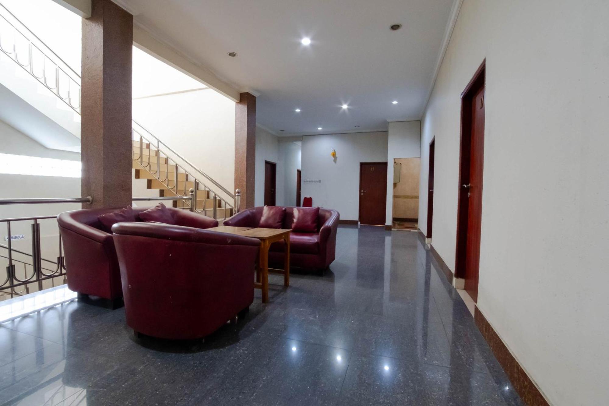 Nusa Indah Syariah Hotel Bandara By Abdihome Тангеранг Екстер'єр фото